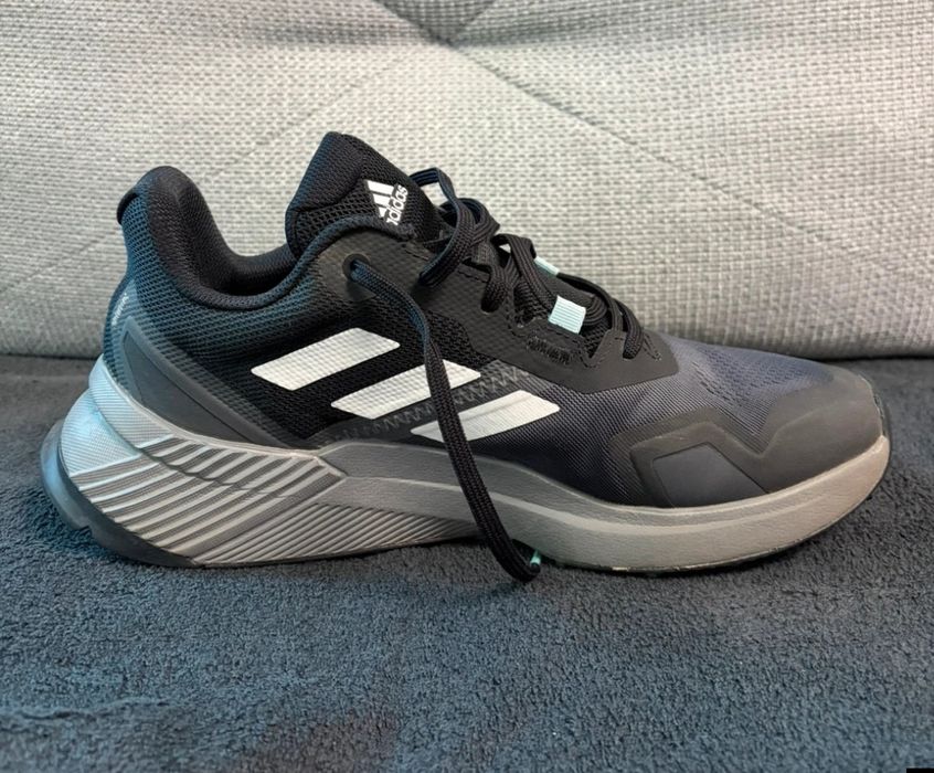 Adidas Terrex mărimea 40