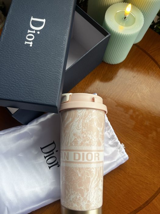 Termos Dior , ediție elegantă
