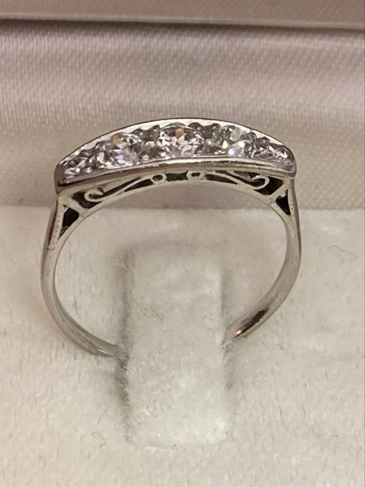 Inel antic aur alb cu diamante 0.70ct