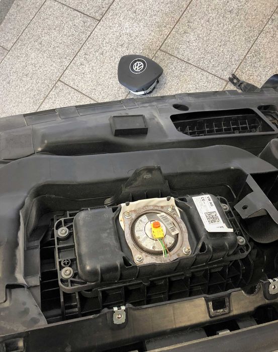 Volkswagen Golf 7 VII kit airbag volan pasager plansa de bord centuri