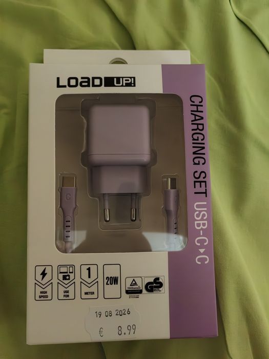 Чисто ново зарядно 20W USB-C + кабел Type-C към Type-C (Фабрично запечатано)