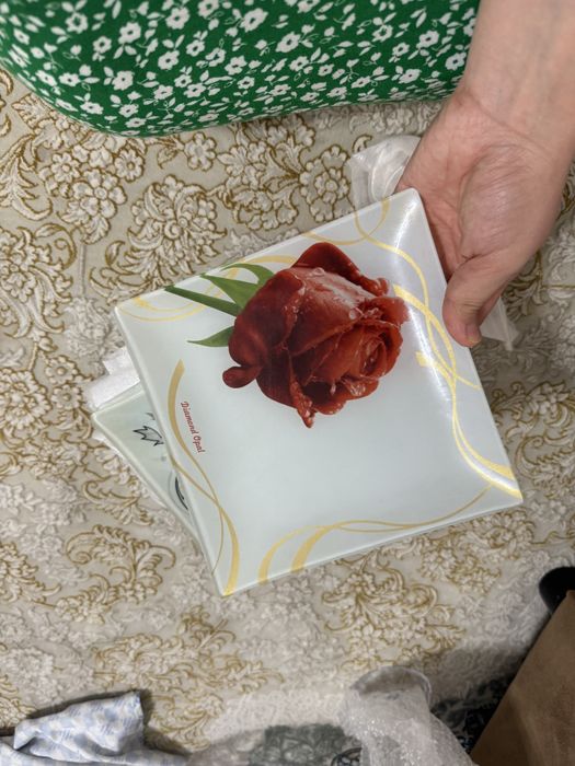 Отдам даром все посуды