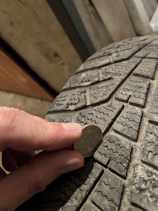 Hankook 225/60/18 - зимни - 4бр