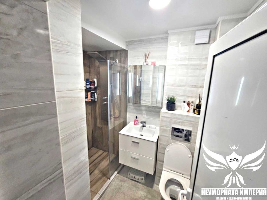 Дава се под наем Тристаен апартамент в Асеновград - 80 кв.м за 362 € - Снимка #9