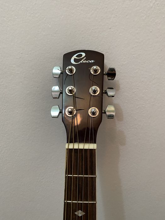 Гитара сатлады жағдай жақсы бағасы:35000