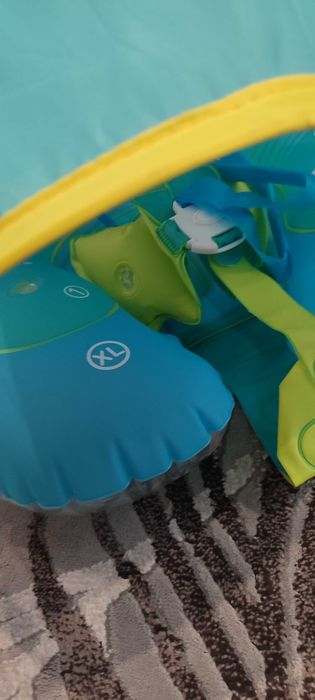 Плувен пояс със сенник swimbobo