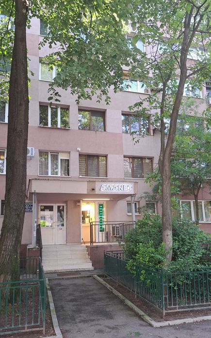 Închiriez apartament 2 camere