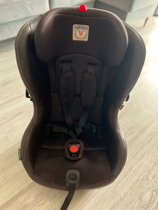 Автокресло Peg-Perego
