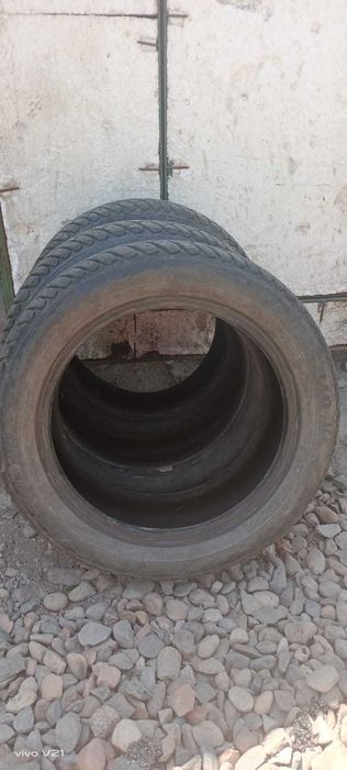 Зимние шины Goodyear