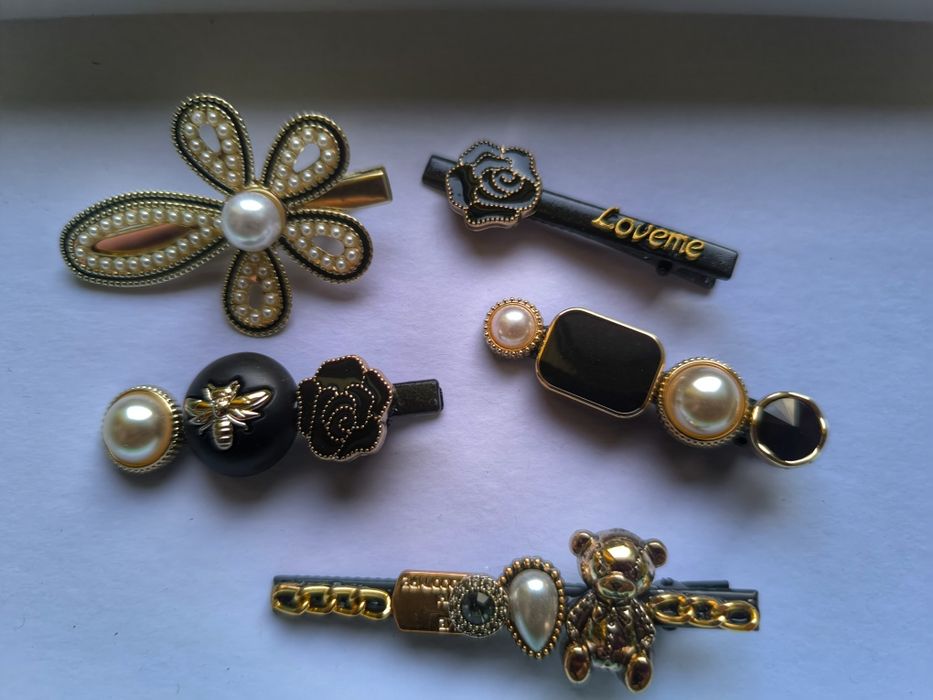 Сатенени ефирни шалове, красиви ластици-гривни за коса