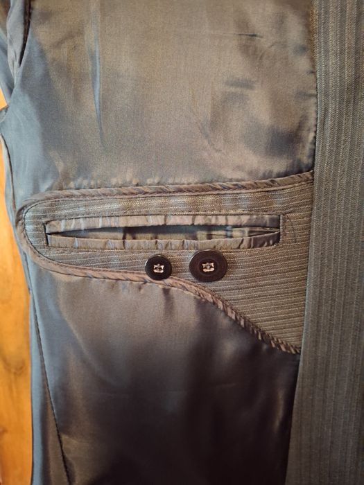 Costum bărbați mărimea 48