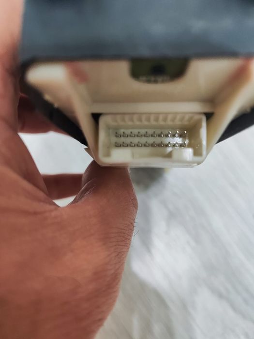 Блок управления стеклоподъемника