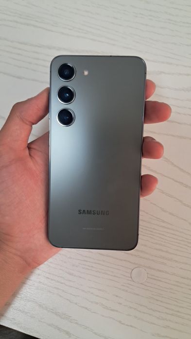 SAMSUNG Galaxy S23
