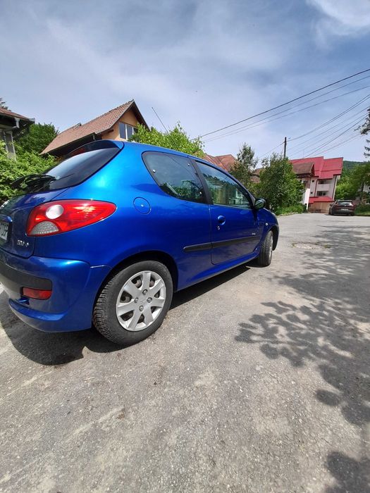 PEUGEOT  2010 — imagine 3