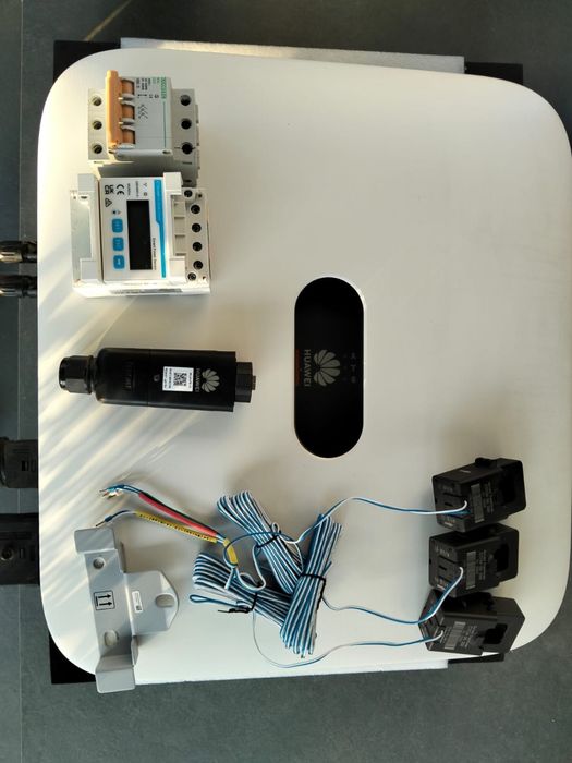Invertor HUAWEI trifazic 10 kw