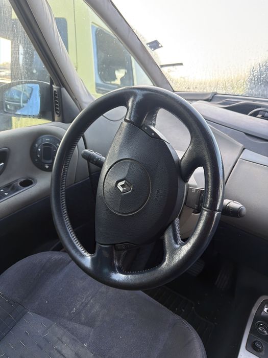 Renault Grand Espace на части