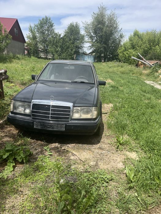 Продам Мерс 124 на ходу