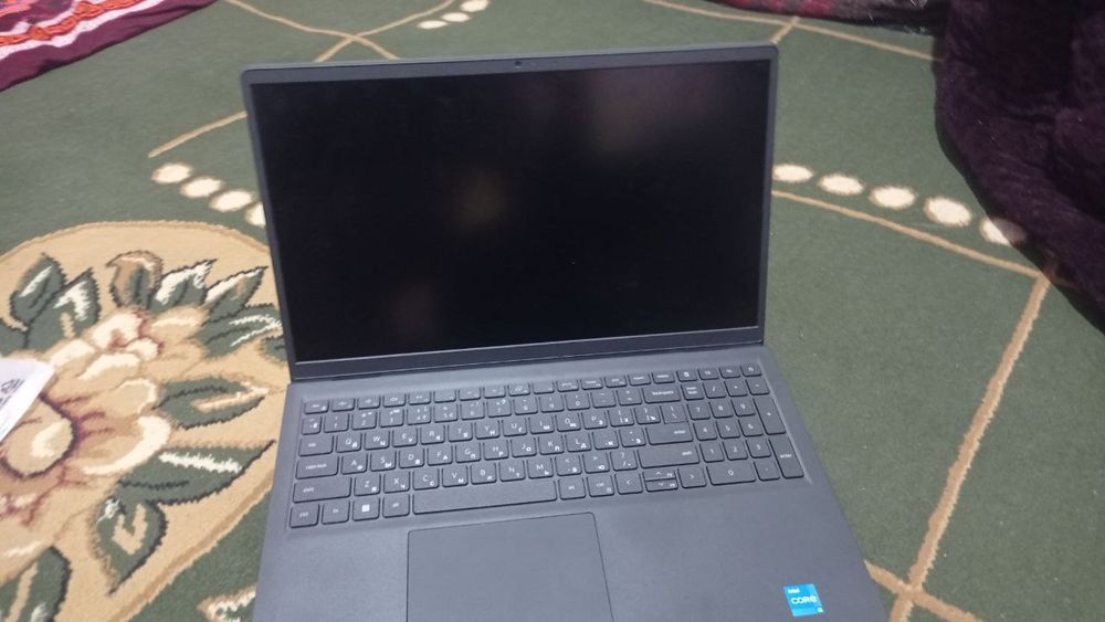 Yangi Dell noutbugi sotiladi