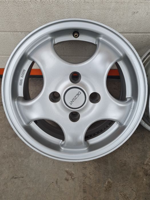 Джанти DEZENT за VW OPEL LADA HONDA SEAT R13 4x100 ET38 5.5J