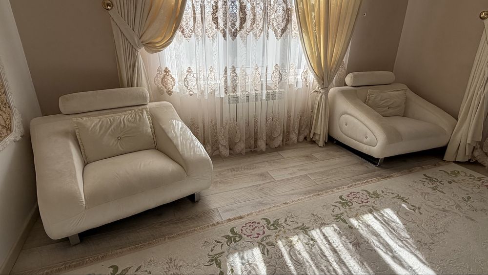 Диван от Ascona. …..