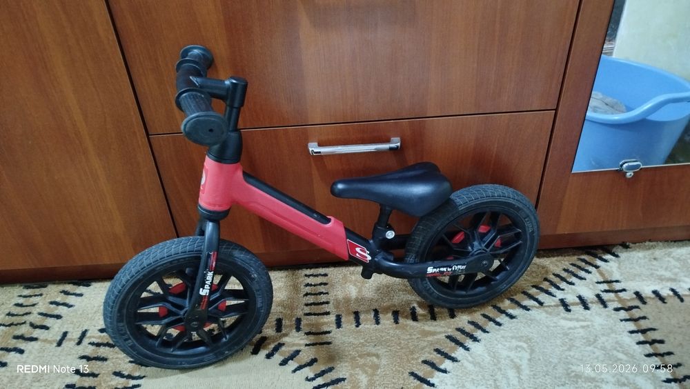 Продам детский беговел