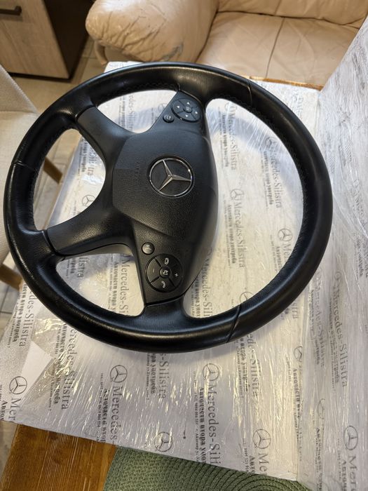 Кожен волан черен за Мерцедес Ц класа W204 Mercedes C volan
