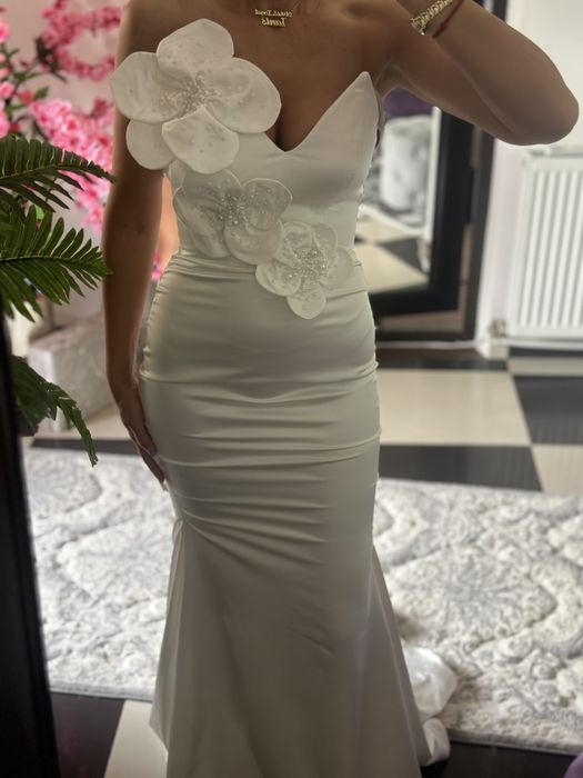 Rochie de mireasa marimea S-M