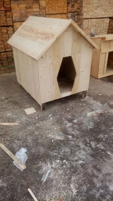 Будка  для  собак