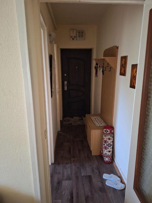 Vand apartament 2 camere etajul 1