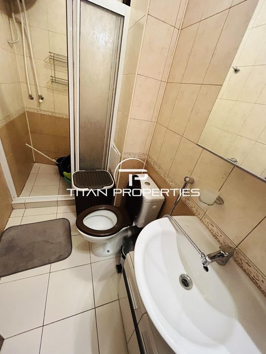 Дава се под наем Двустаен апартамент в Бургас, Център - 67 кв.м за 408 € - Снимка #7