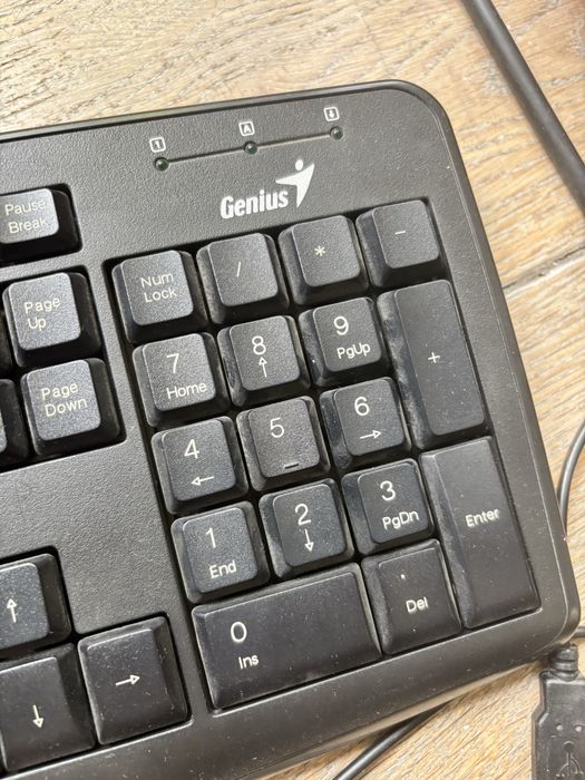Отдам клавиатура Genius 2шт