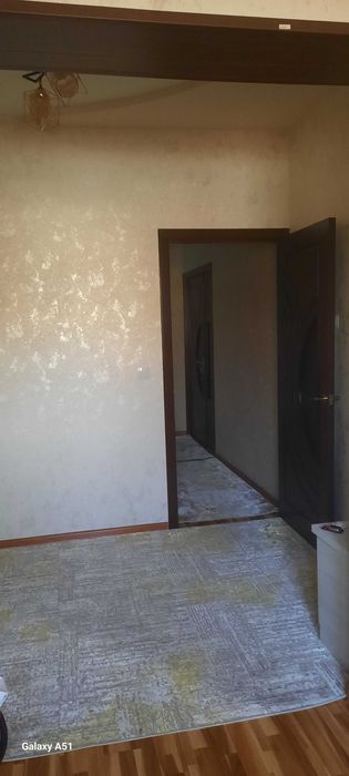 Миробод тумани Куйлик массив 4 срочно 2 хонали кв сотилади   2/2/4