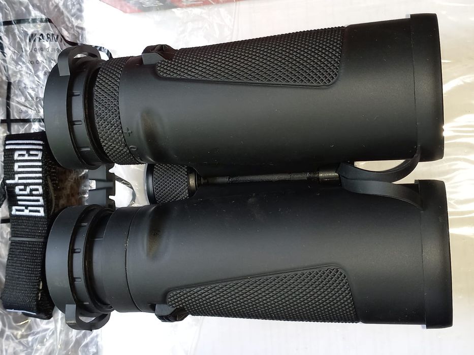 Продам Бинокль Bushnell
