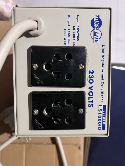 стабилизатор напряжения