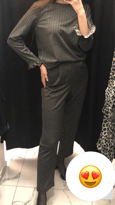 Продам костюм. Бренд LICHI