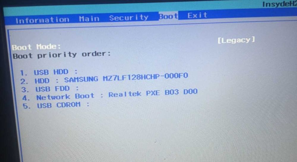 Компактен 13.3" Acer Aspire ES1-311 – С  SSD Samsung