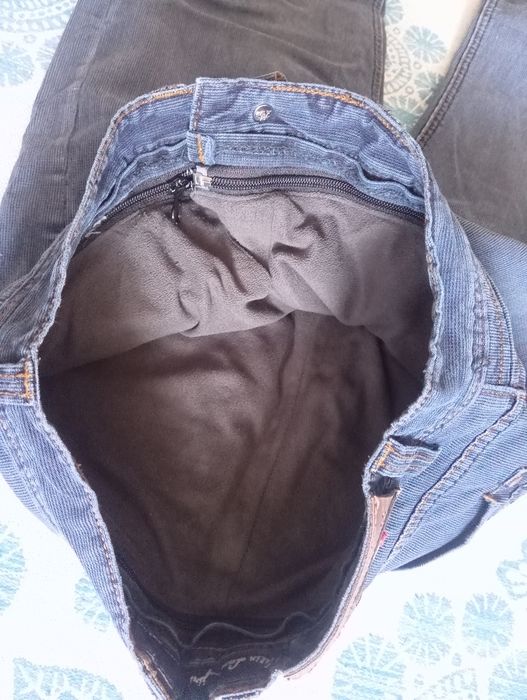 Продам хорошие джинсы