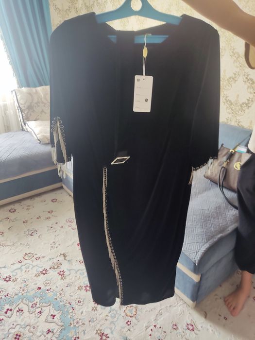 Продам платье новая