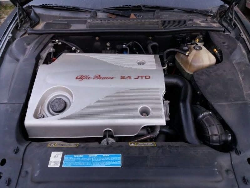 Продавам Alfa Romeo 166