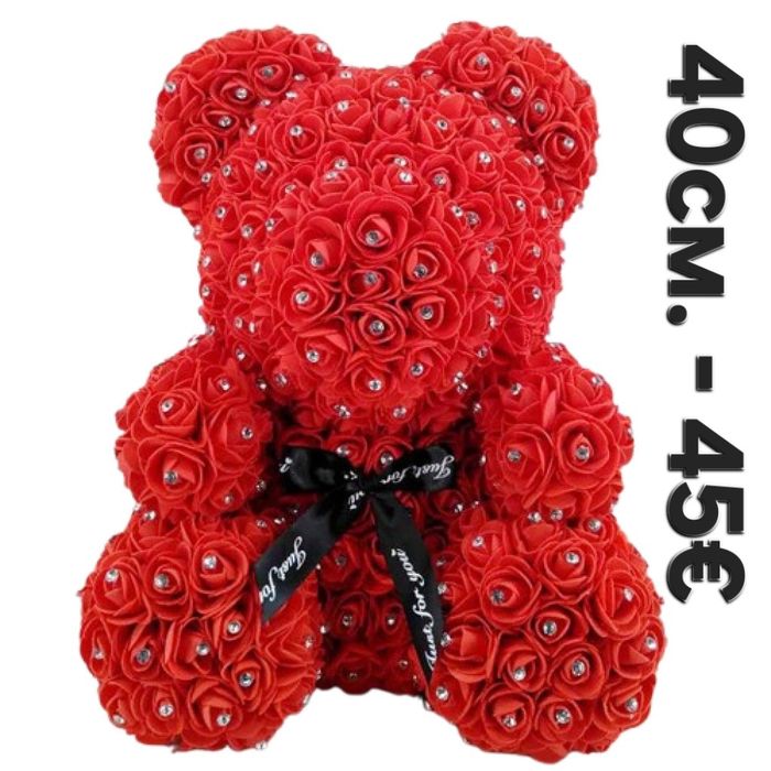 Мече от рози и подаръци за всякакви поводи.