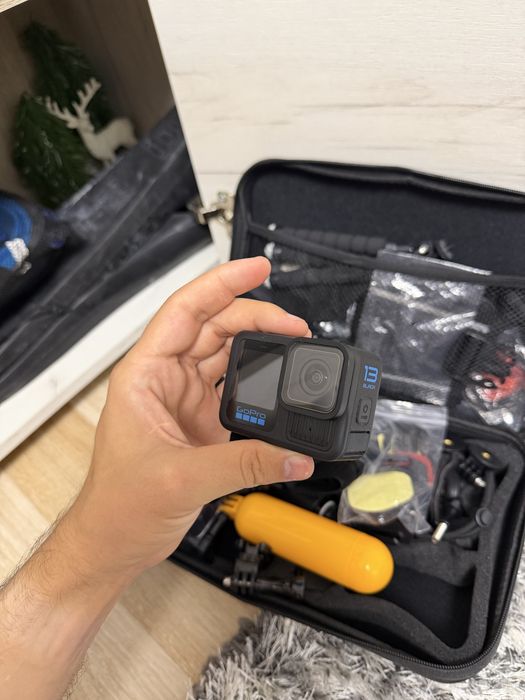 GoPro Hero 13 Black , bluetooth, wi-fi full accesorii