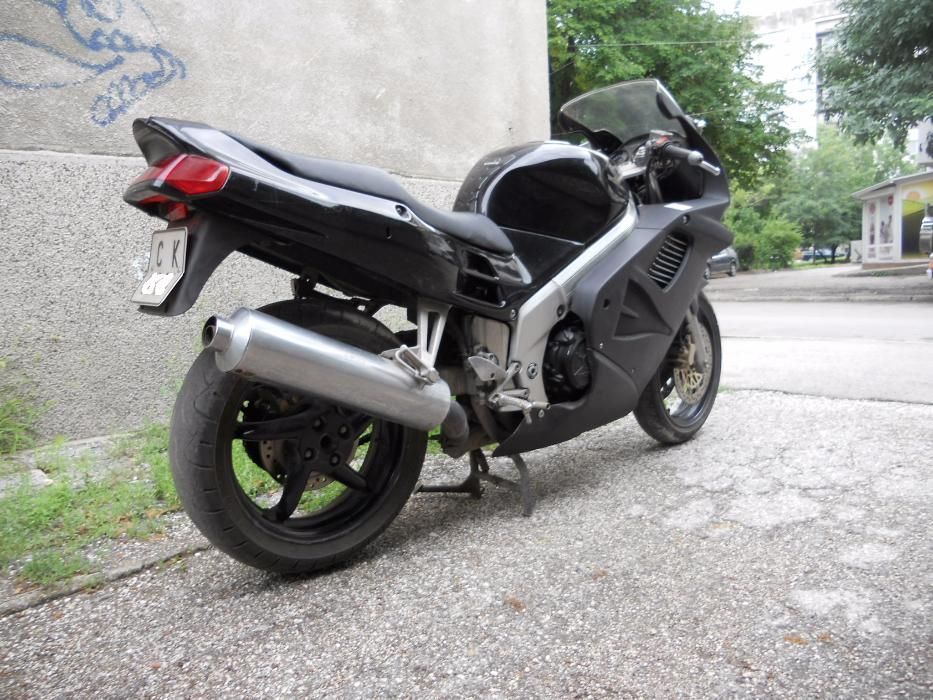 На части Honda Vfr 750 на части Хонда Вфр 750