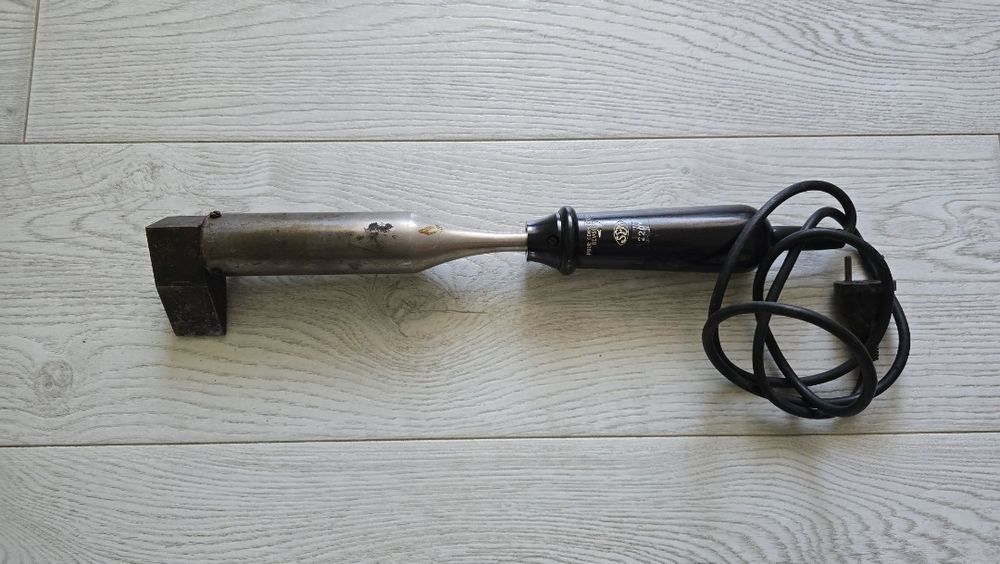 Ciocan de lipit 300w