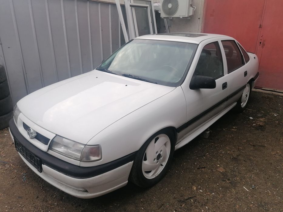 Опел вектра A 2.5 V6 (ръчка) Opel vectra A