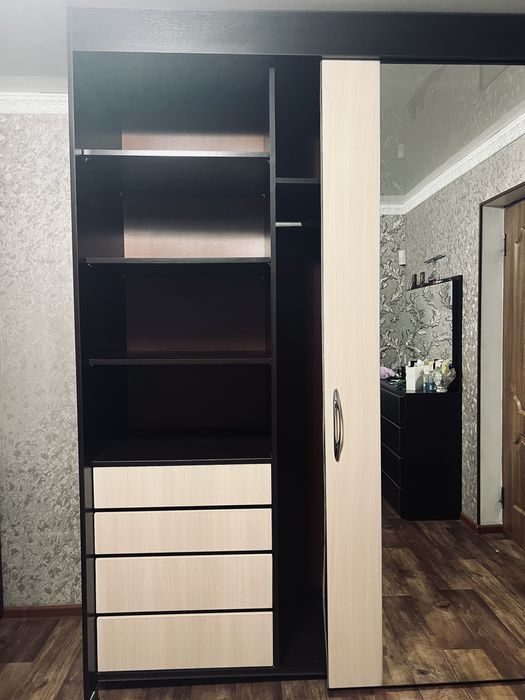 Продам шкаф