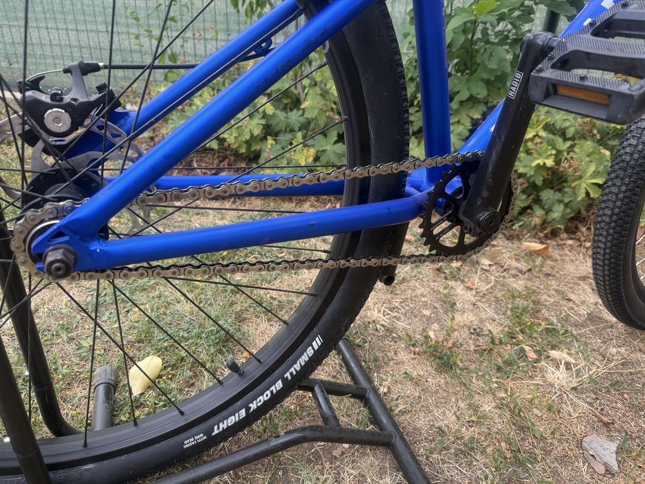 Алум. велосипед хидравл.спирачка dirt jump RADIO RBC.