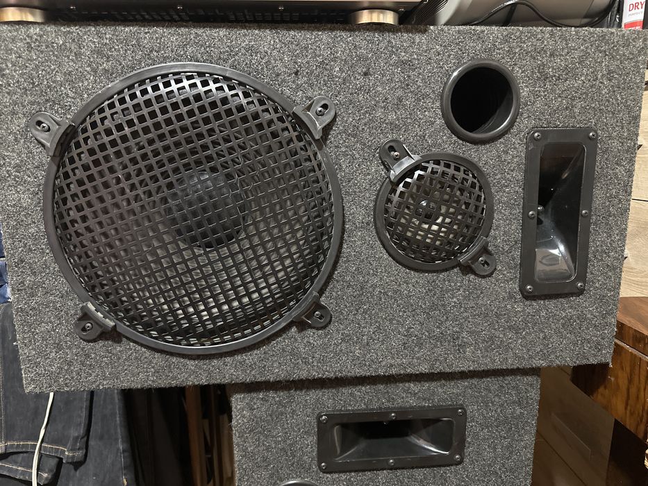 Boxe Acoustic Studio Monitor model 3321 putere 150w/boxa!