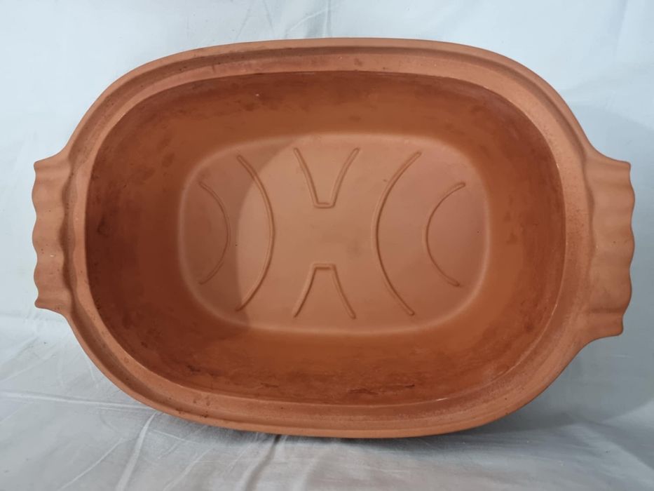 Vas de lut pentru sarmale si friptura