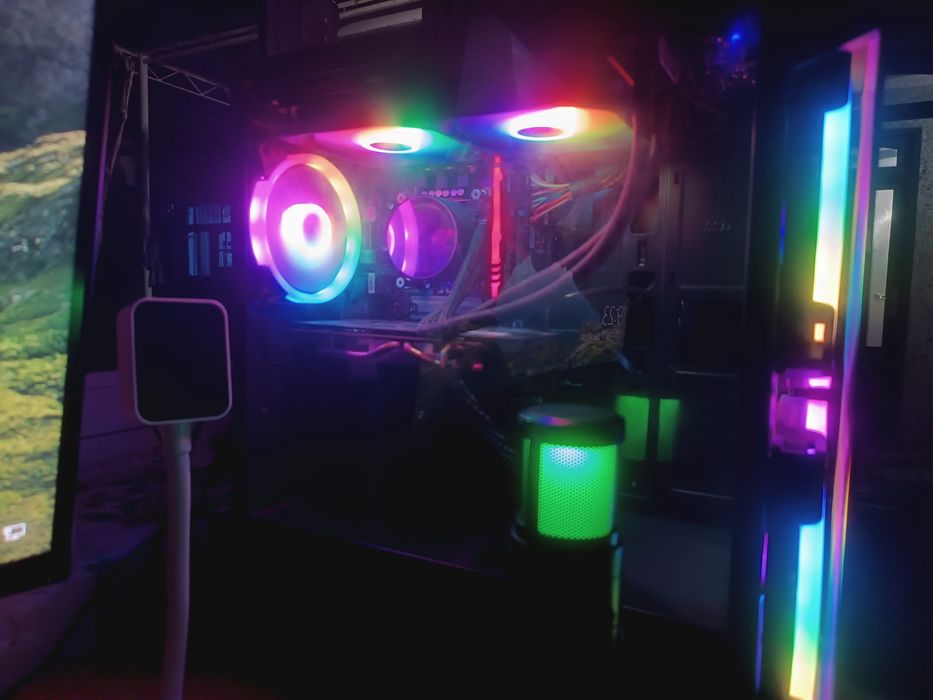 KOMPYUTER sotiladi stream uchun komplekt