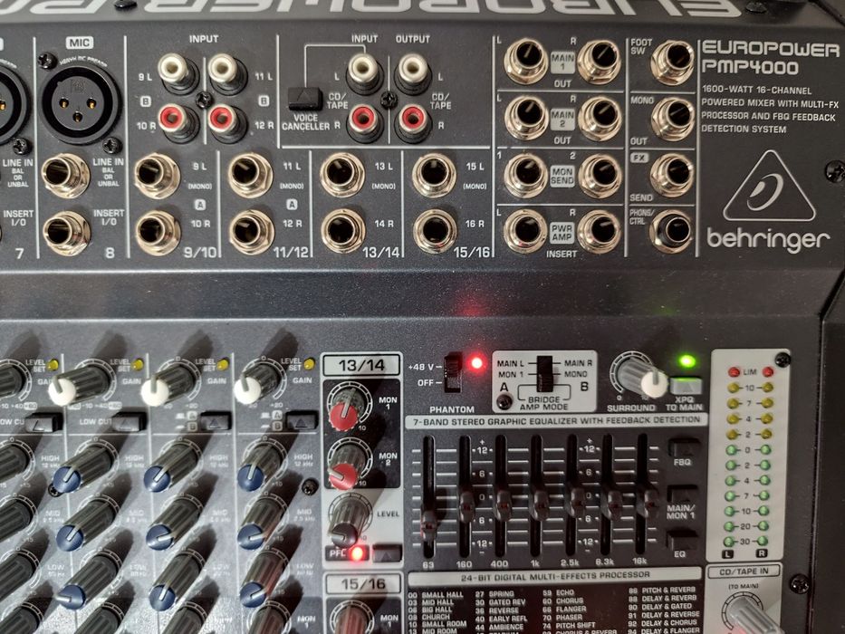 Vând mixer pmp. 4000